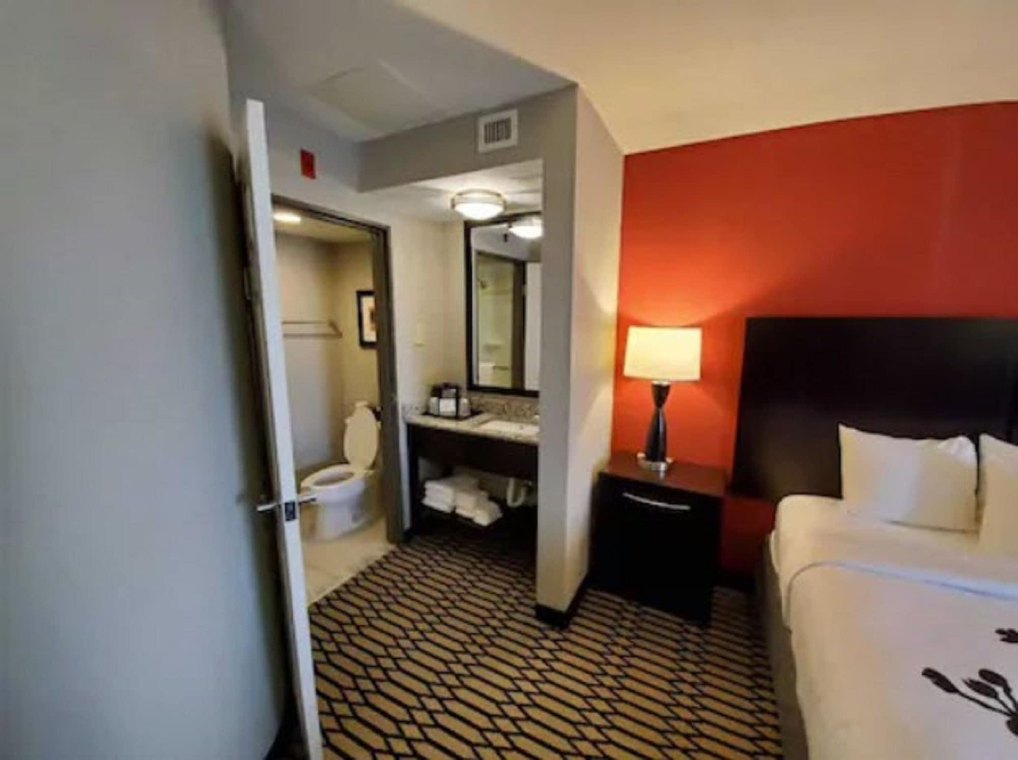 Sleep Inn & Suites BWI Airport Brooklyn Park Exterior photo