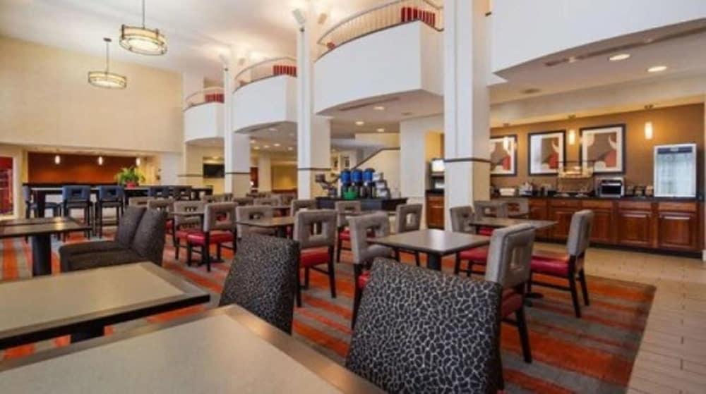 Sleep Inn & Suites BWI Airport Brooklyn Park Exterior photo